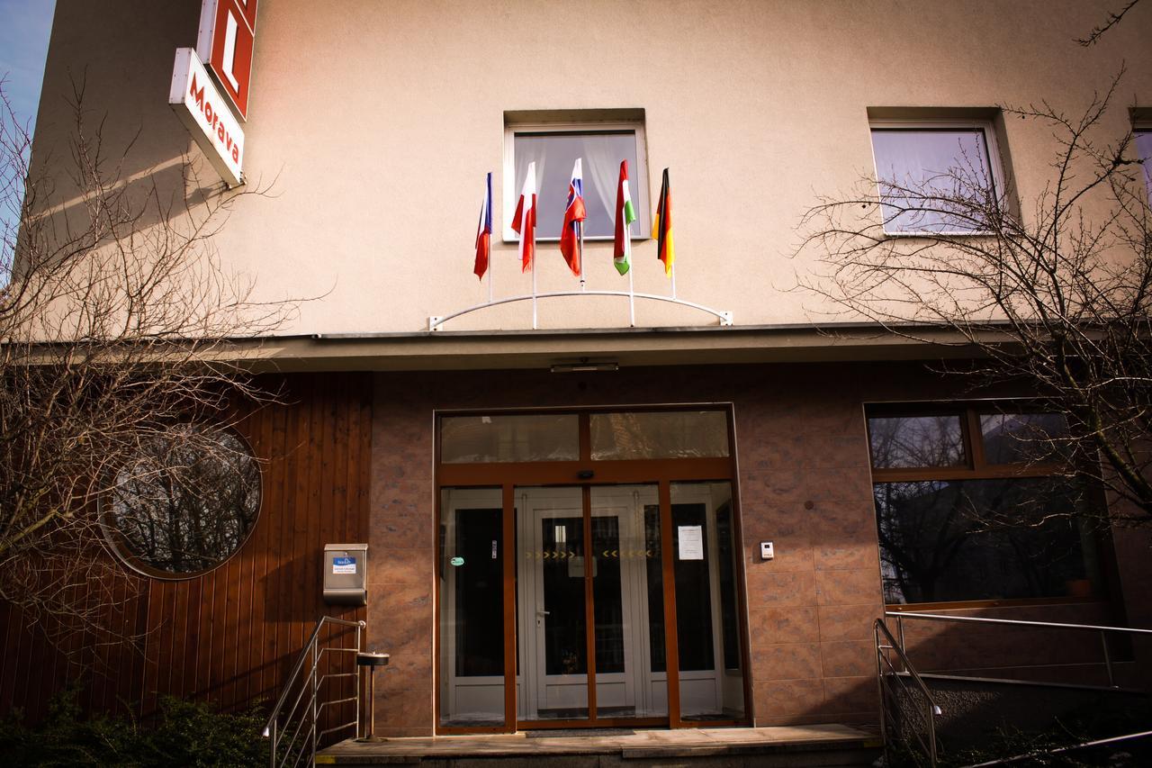 Hotel Morava Uherské Hradiště Εξωτερικό φωτογραφία