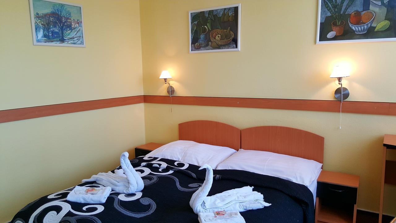 Hotel Morava Uherské Hradiště Εξωτερικό φωτογραφία